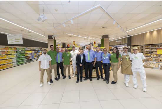 HIPERDINO IMPULSA LA FORMACIÓN ENTRE SUS EMPLEADOS EN EL CAMINO HACIA LA EXCELENCIA EN LA PRESTACIÓN DE SERVICIOS HIPERDINO IMPULSA LA FORMACIÓN ENTRE SUS EMPLEADOS EN EL CAMINO HACIA LA EXCELENCIA EN LA PRESTACIÓN DE SERVICIOS