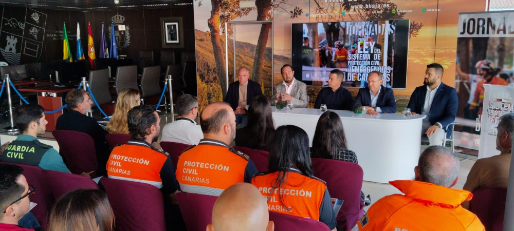 Canarias avanza hacia una Ley de Protección Civil que integre la Ley de Volcanes en el sistema de emergencias
