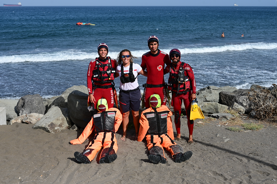 Ciudad de Mar y Cruz Roja coordinan un simulacro de rescate con Salvamento Marítimo en la playa de La Laja